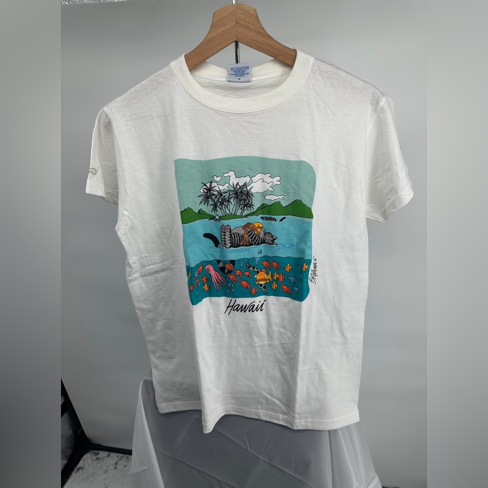 NWT Crazy Shirts Hawaii B Kliban Cat Fish Swimming Funny Cute Tee Size M - Picture 2 of 6